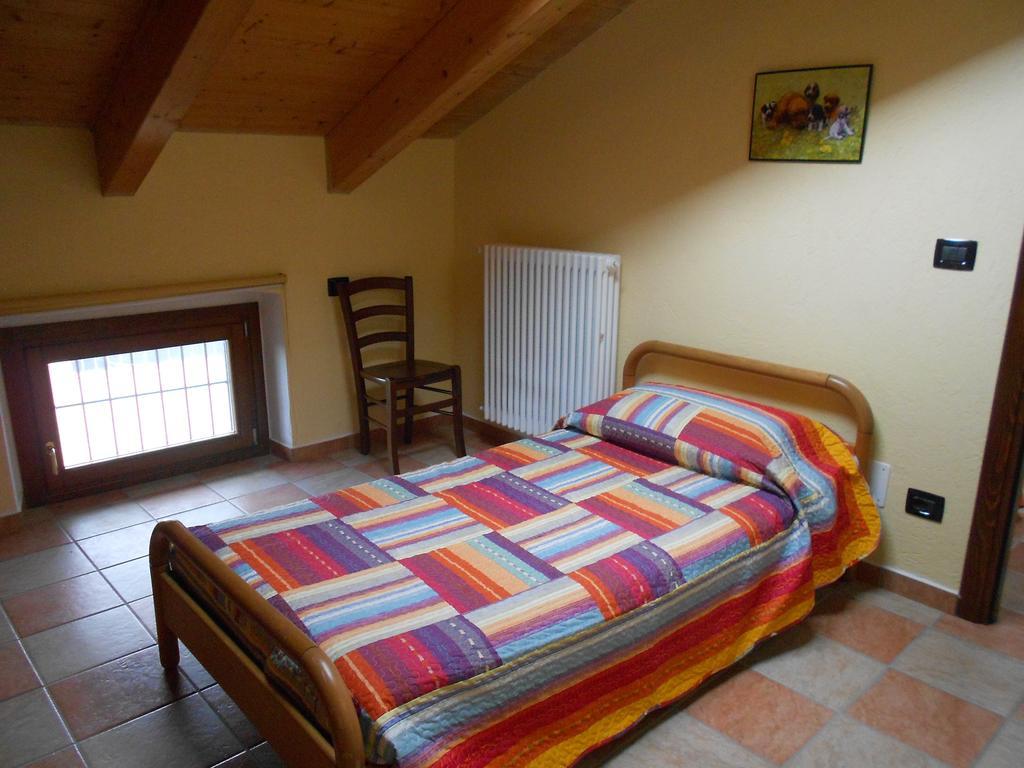 Agriturismo Monrabbioso Apartman Cereseto Szoba fotó