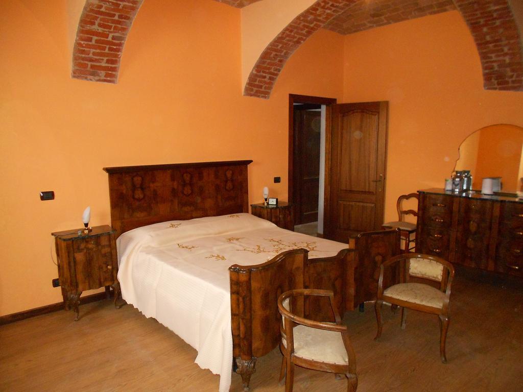 Agriturismo Monrabbioso Apartman Cereseto Kültér fotó