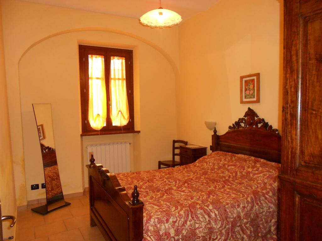 Agriturismo Monrabbioso Apartman Cereseto Szoba fotó